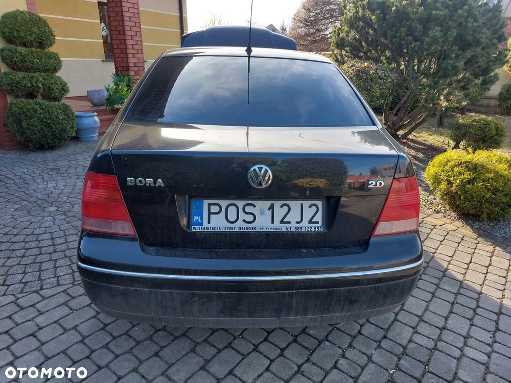 Volkswagen Bora 2.0 Highline - 8