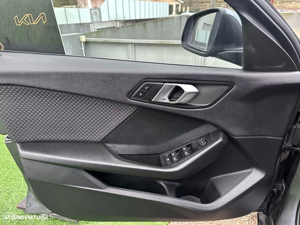 BMW 116 d Sport Line - 24