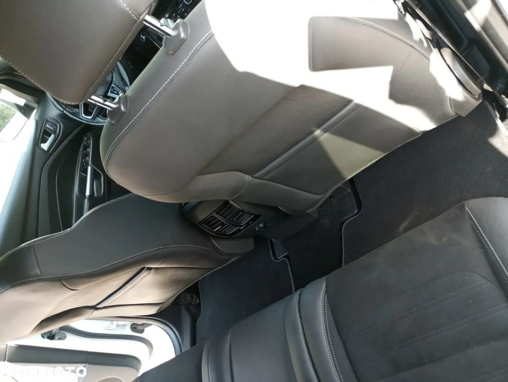 Ford Kuga 2.0 TDCi AWD ST-Line - 28