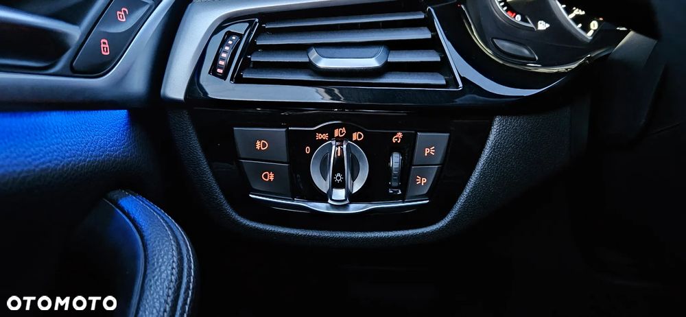 BMW Seria 5 530e iPerformance M Sport sport - 33