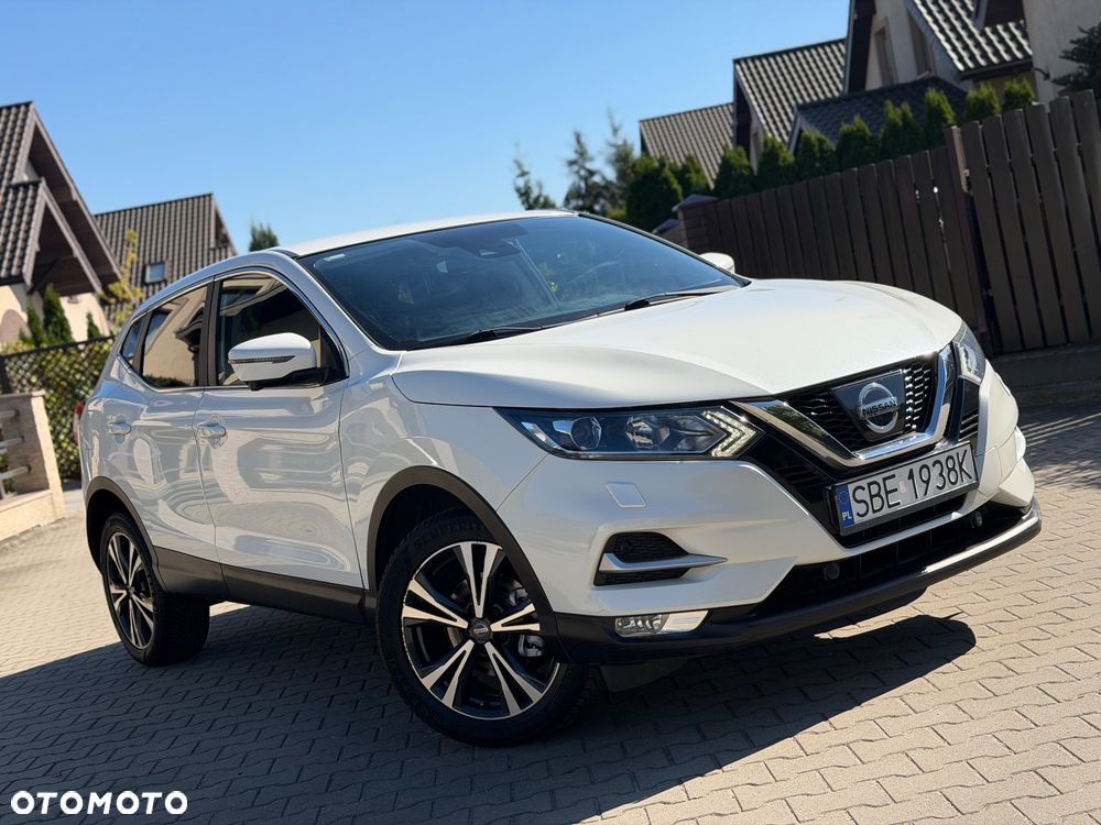 Nissan Qashqai 1.2 DIG-T N-Connecta EU6 - 1