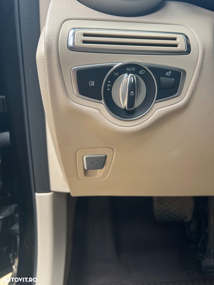 Mercedes-Benz GLC 220 d 4MATIC - 10