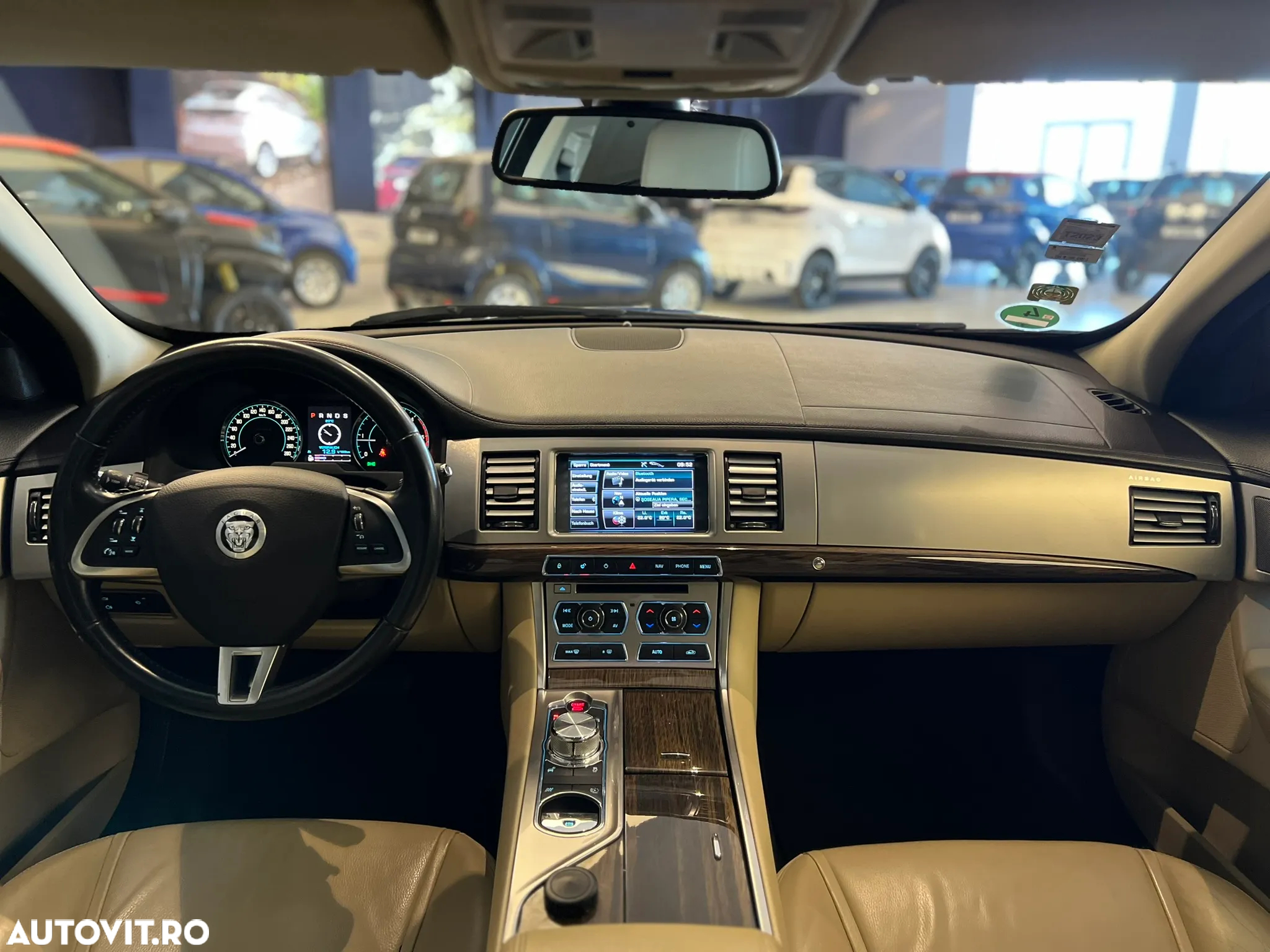 Jaguar XF 3.0 V6 Diesel Sportbrake - 14