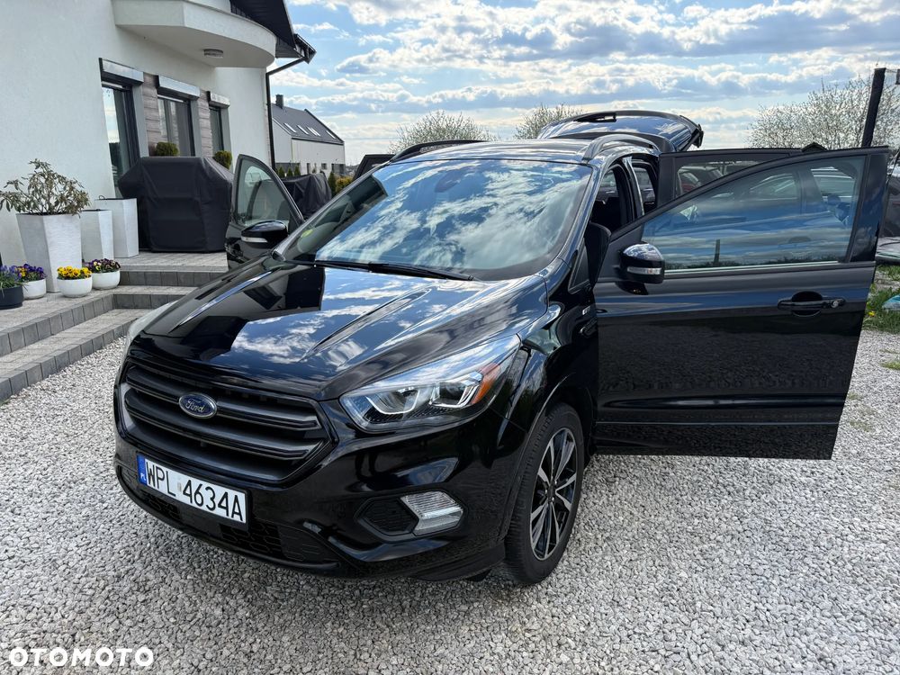 Ford Kuga 1.5 TDCi 2x4 ST-Line - 19