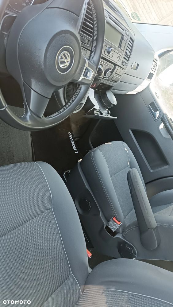 Volkswagen Multivan - 7