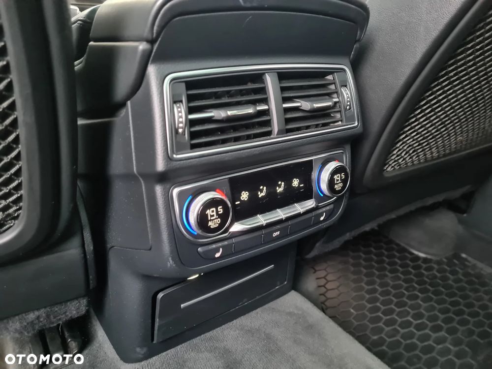 Audi SQ7 TDI Quattro Tiptronic - 33