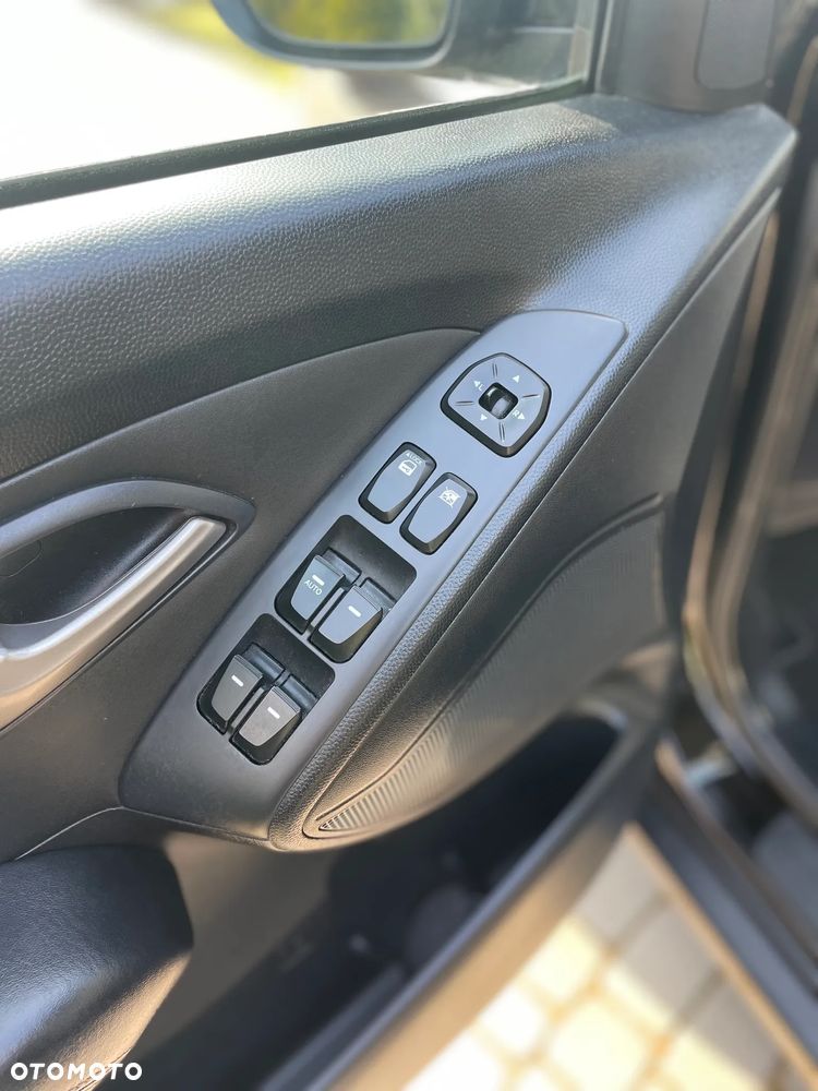 Hyundai ix20 1.6 Premium - 12