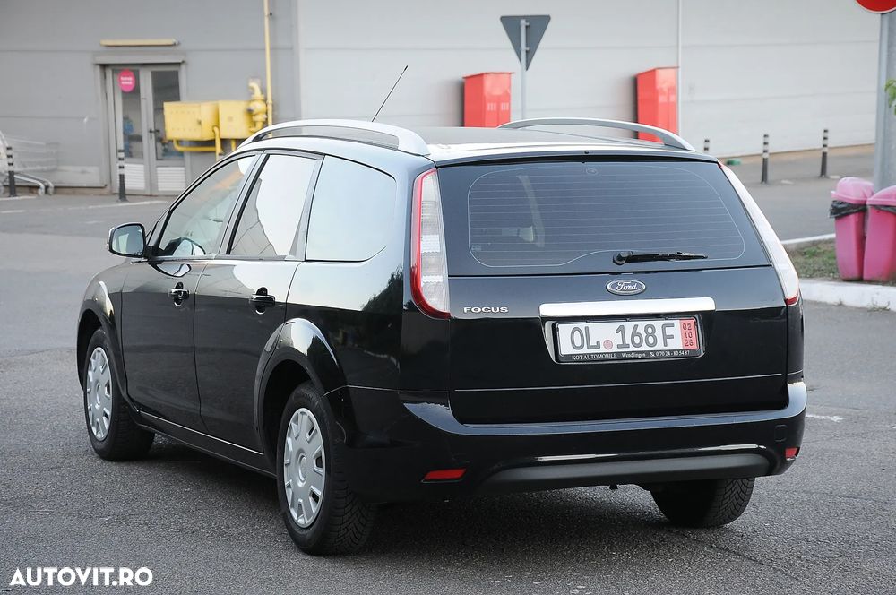 Ford Focus 1.6 16V Titanium - 2