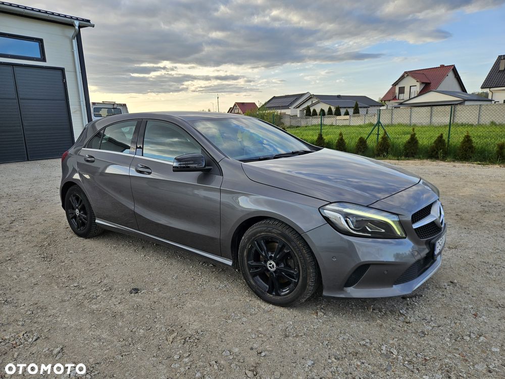 Mercedes-Benz Klasa A 180 (BlueEFFICIENCY) 7G-DCT Urban - 40