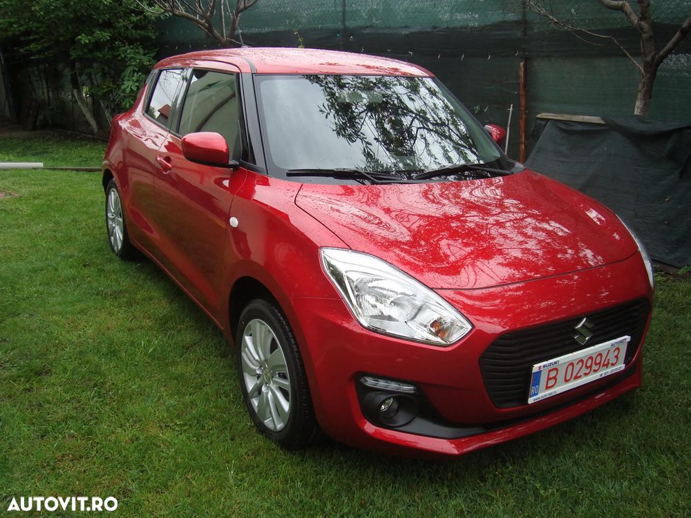 Suzuki Swift 1.2 Dualjet 12V MHEV Passion - 1