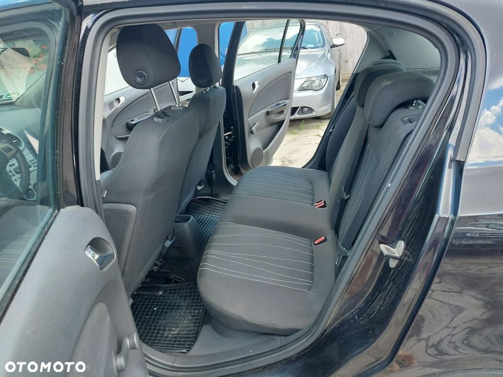 Opel Corsa - 13