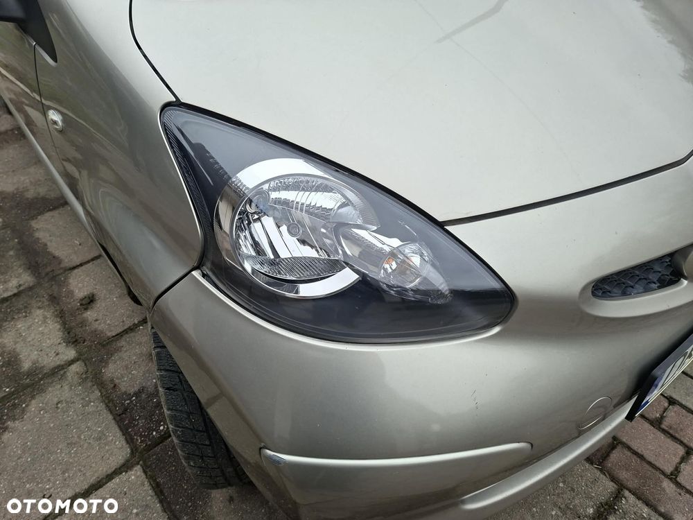 Toyota Aygo Standard - 16