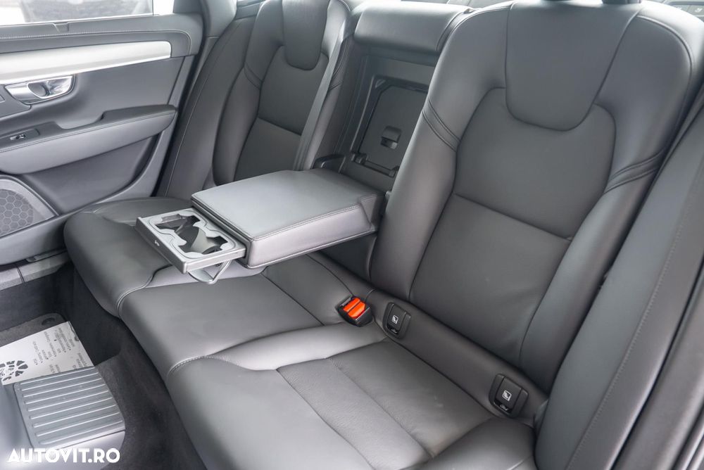 Volvo S90 Recharge T8 AWD Plus Bright - 24