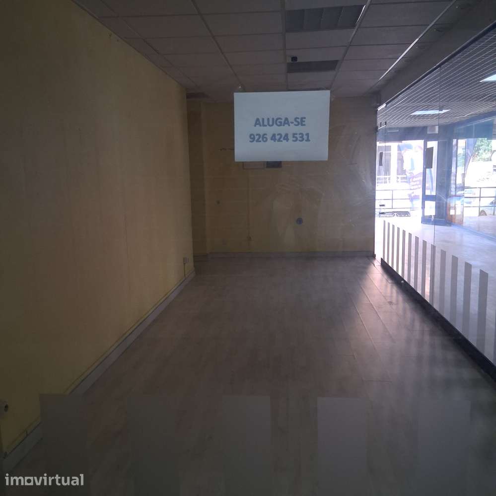 Imóvel Comercial com Montra em Centro Comercial - Grande imagem: 3/5