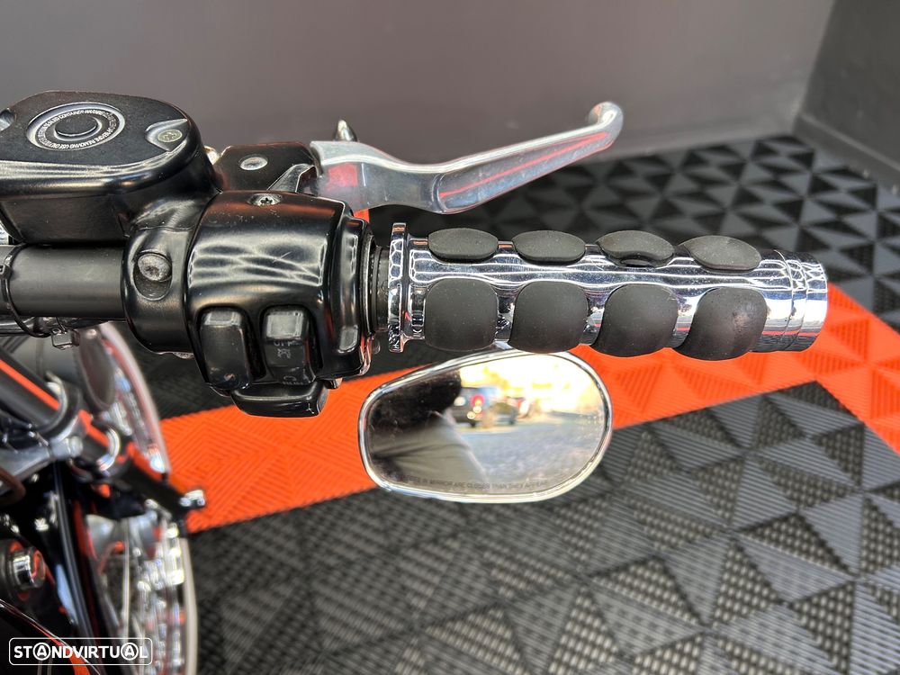 Harley-Davidson 883 - 13