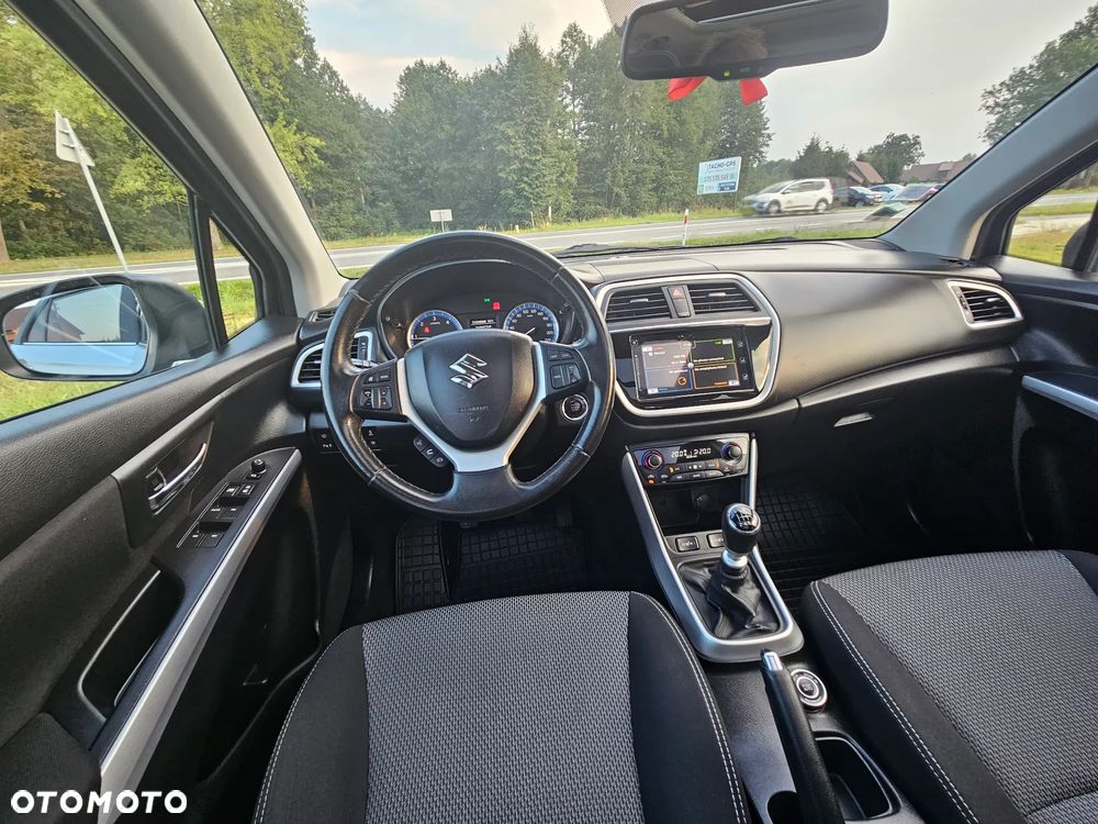 Suzuki SX4 S-Cross 1.6 DDiS Premium Plus 4WD - 26