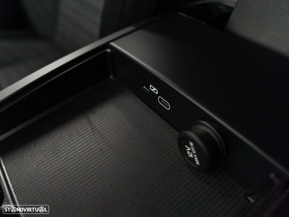 Volvo V60 2.0 T6 AWD TE Essential - 36