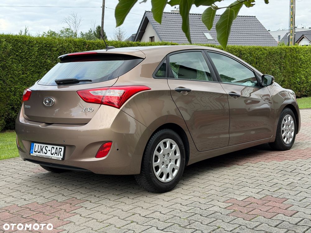 Hyundai i30 blue 1.4 Classic Navigation - 8