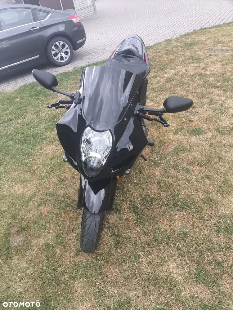 Suzuki GSX-R - 18