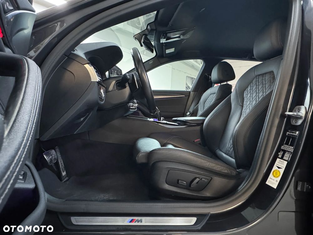 BMW Seria 5 520d M Sport Edition - 26