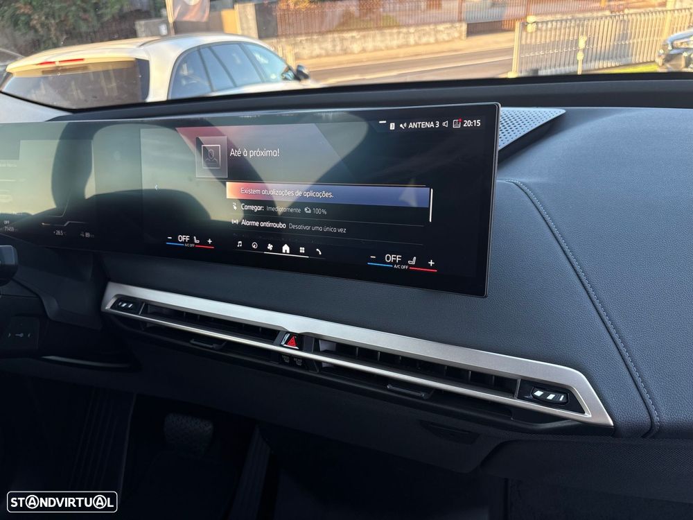 BMW iX xDrive 40 - 37