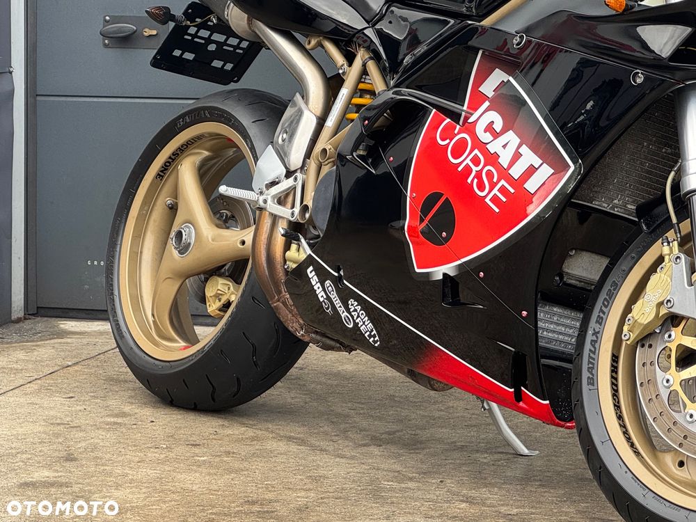 Ducati 748 - 4