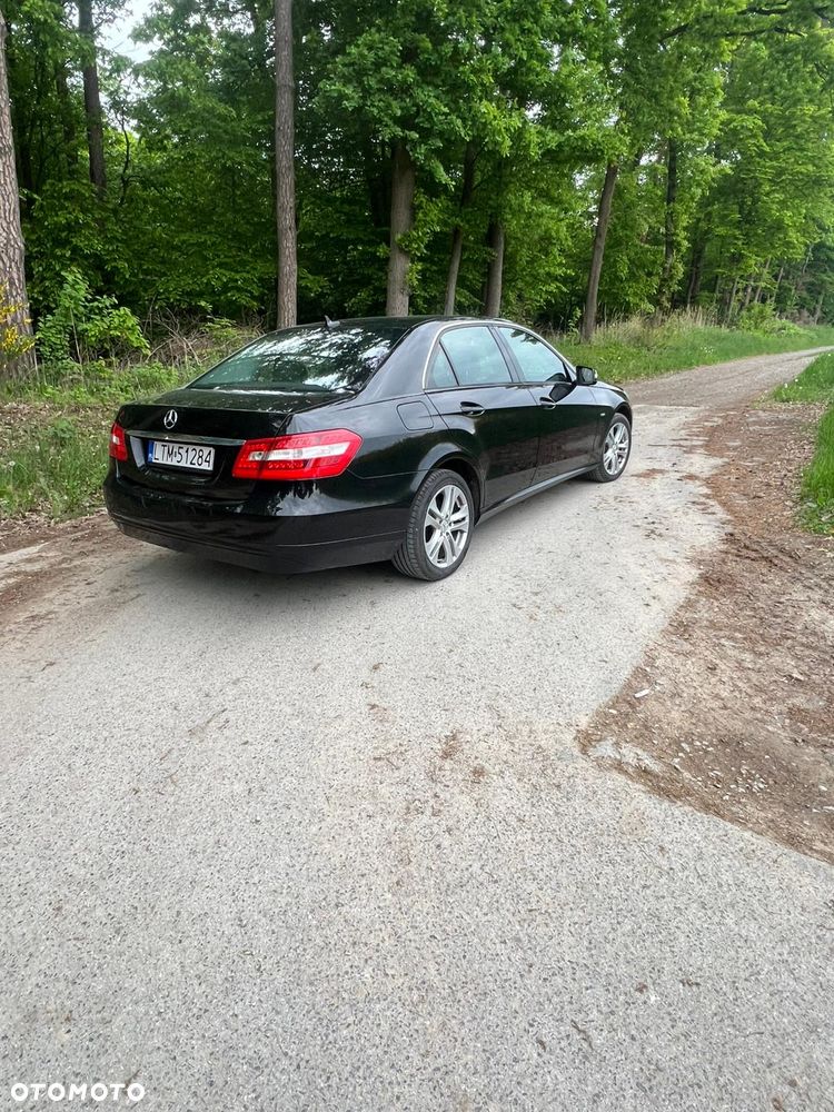 Mercedes-Benz Klasa E 200 CDI Elegance - 9