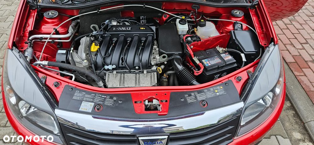 Dacia Sandero 1.6 16V Hi-Flex - 28