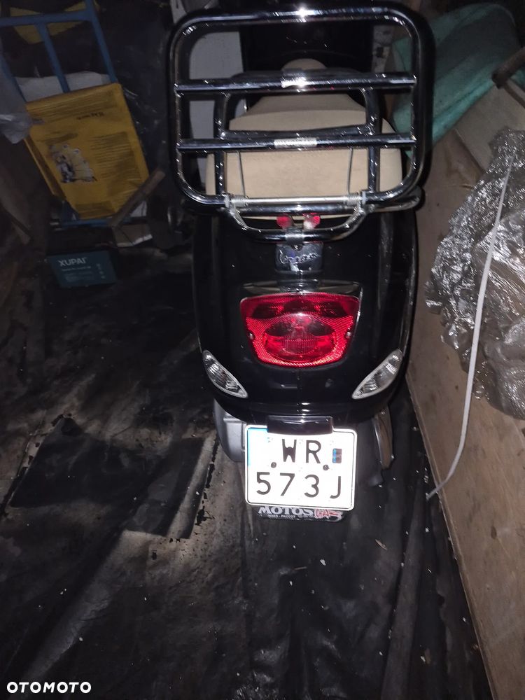 Piaggio Vespa - 9