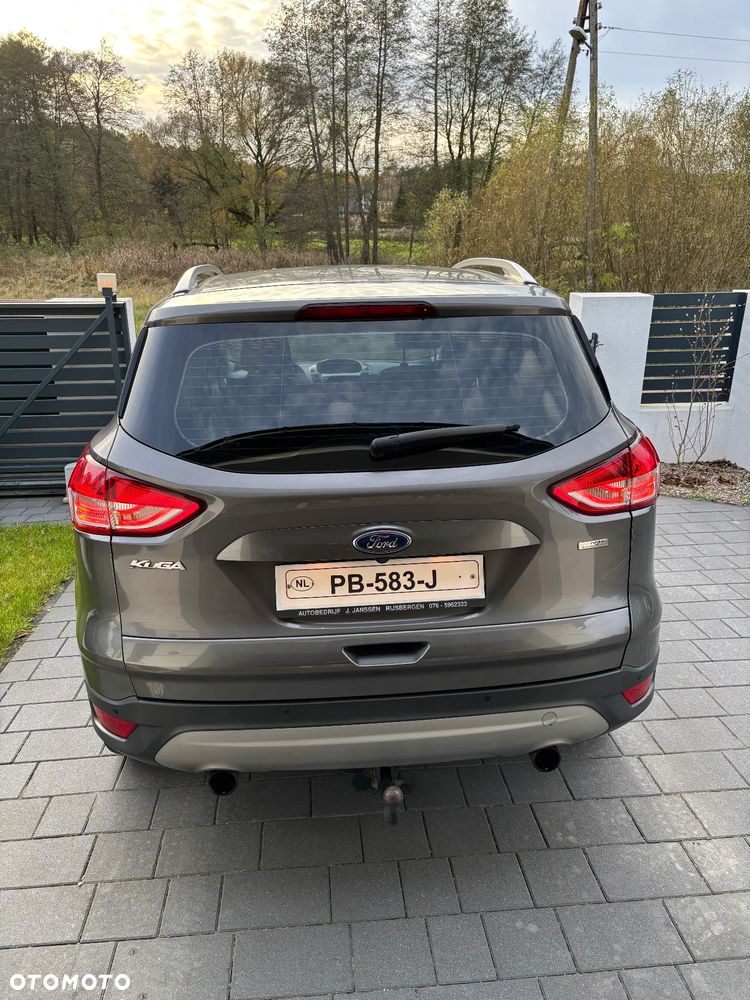 Ford Kuga 1.6 EcoBoost 2x4 Titanium - 6