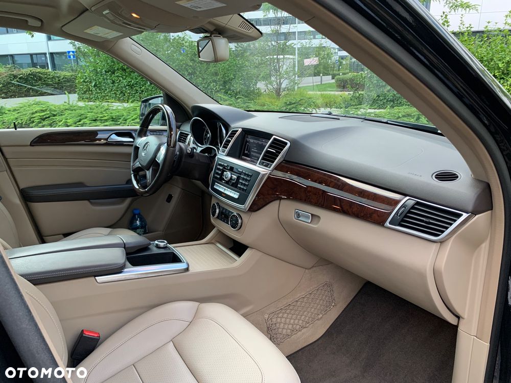 Mercedes-Benz ML 350 BlueTEC 4MATIC 7G-TRONIC - 36