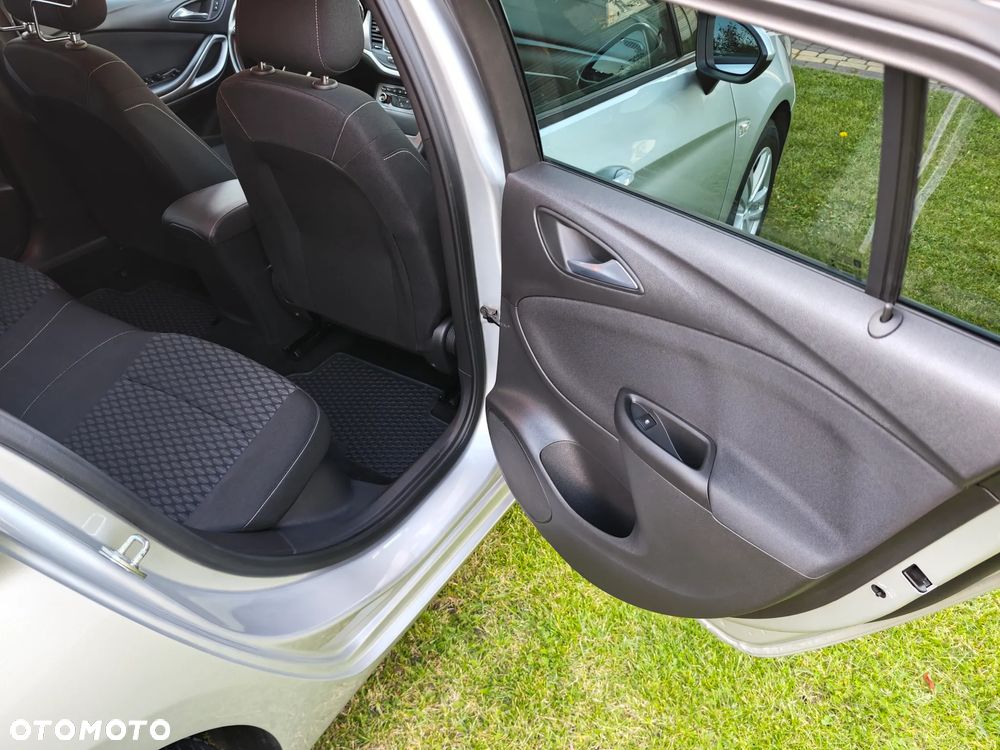 Opel Astra - 19