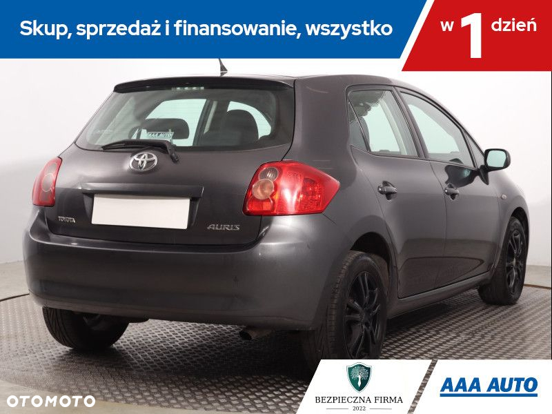 Toyota Auris - 6
