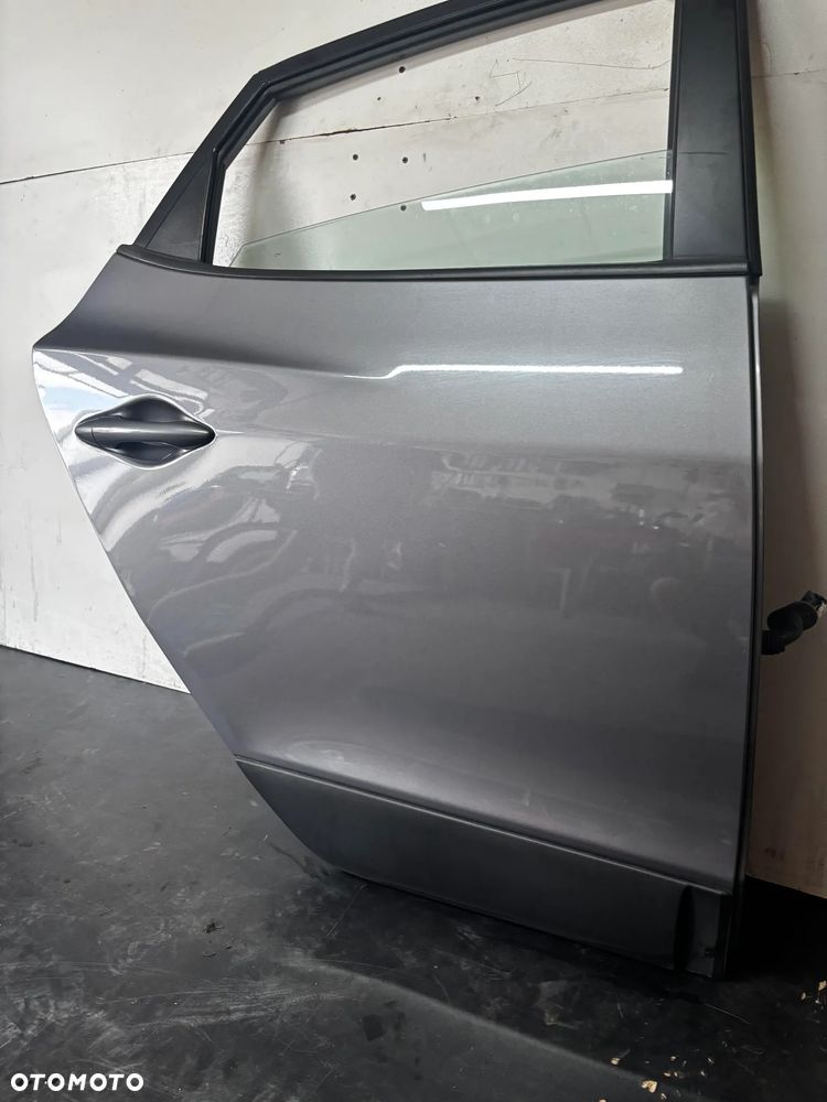 Drzwi prawe tylne kompletne Hyundai ix35 2014r. ZAR - 3