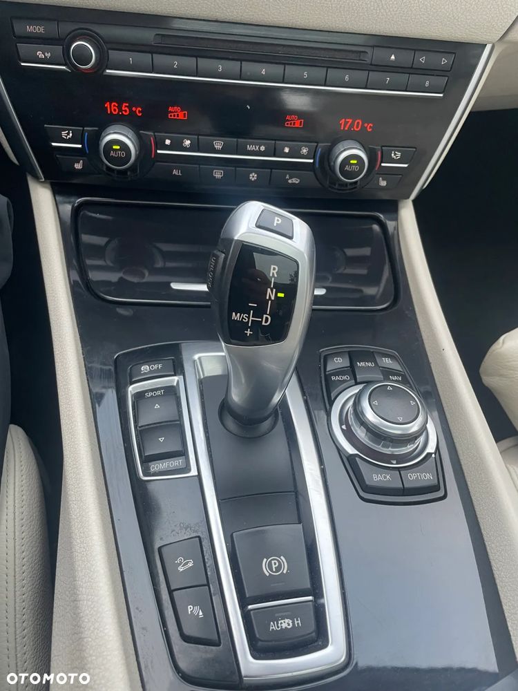 BMW 5GT - 14