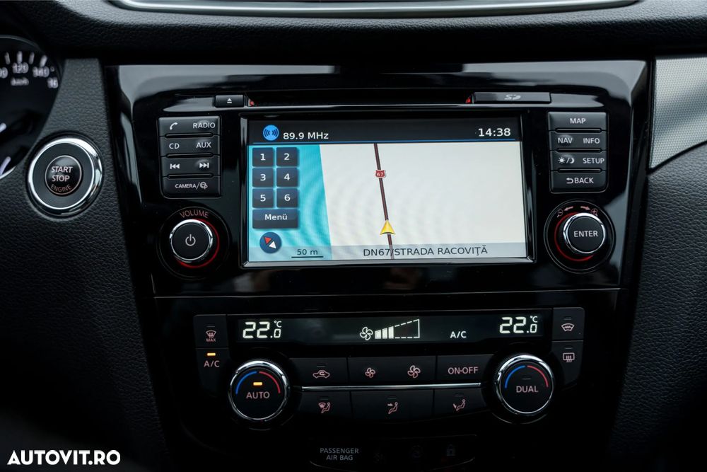 Nissan Qashqai 1.6 DCI Xtronic TEKNA+ - 25