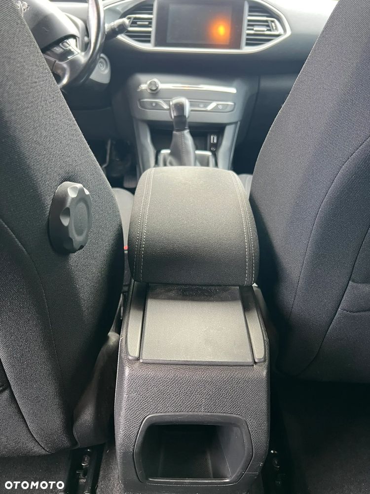 Peugeot 308 1.6 BlueHDi Active S&S - 22