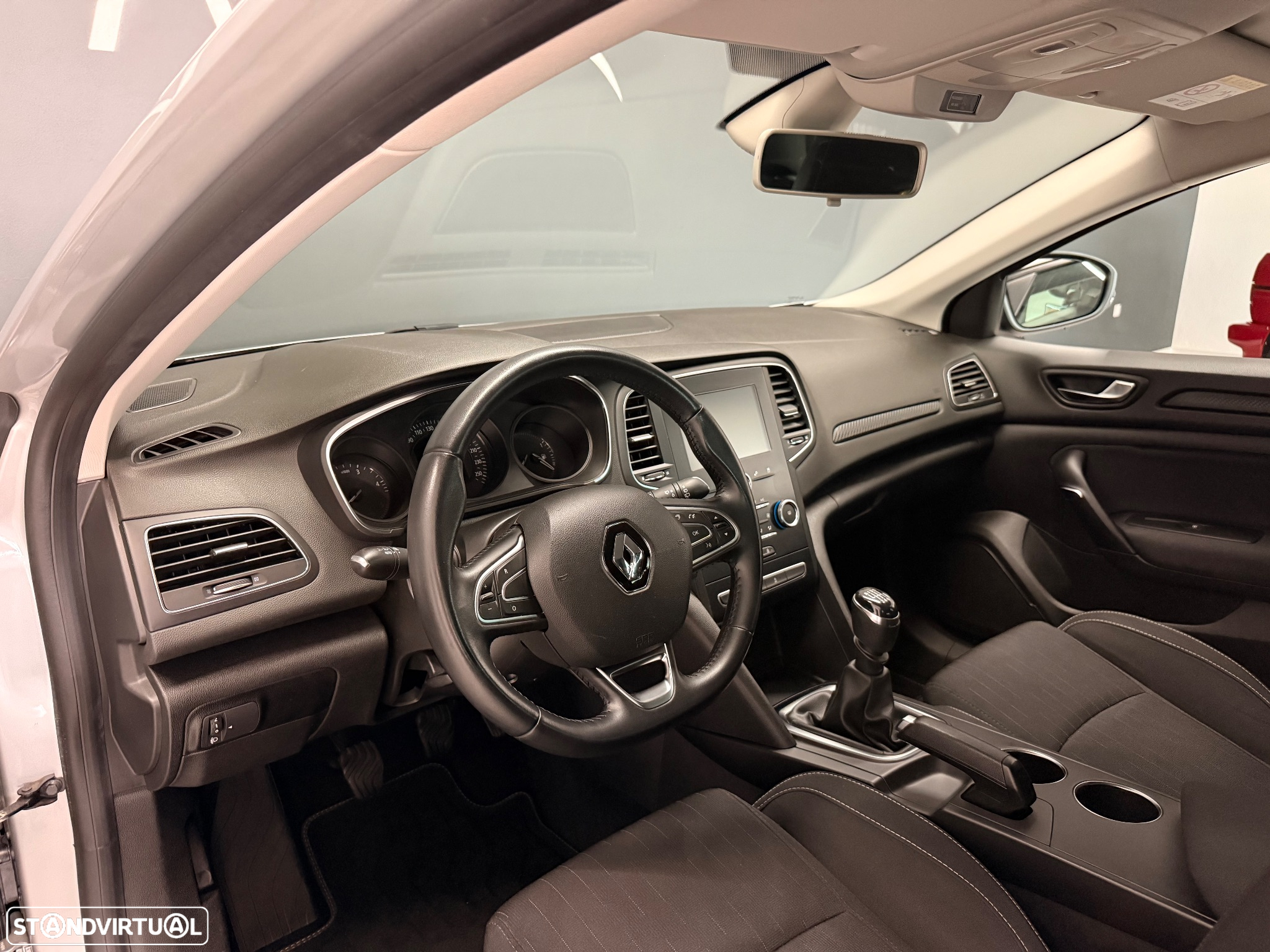 Renault Mégane 1.5 Blue dCi Limited - 12