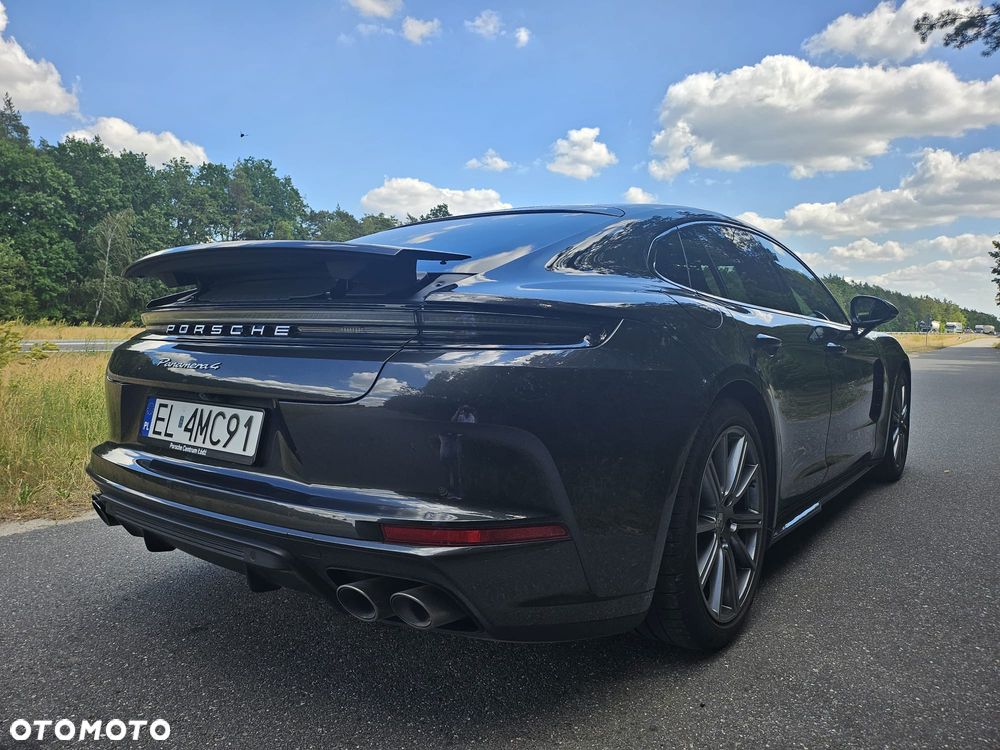 Porsche Panamera - 36
