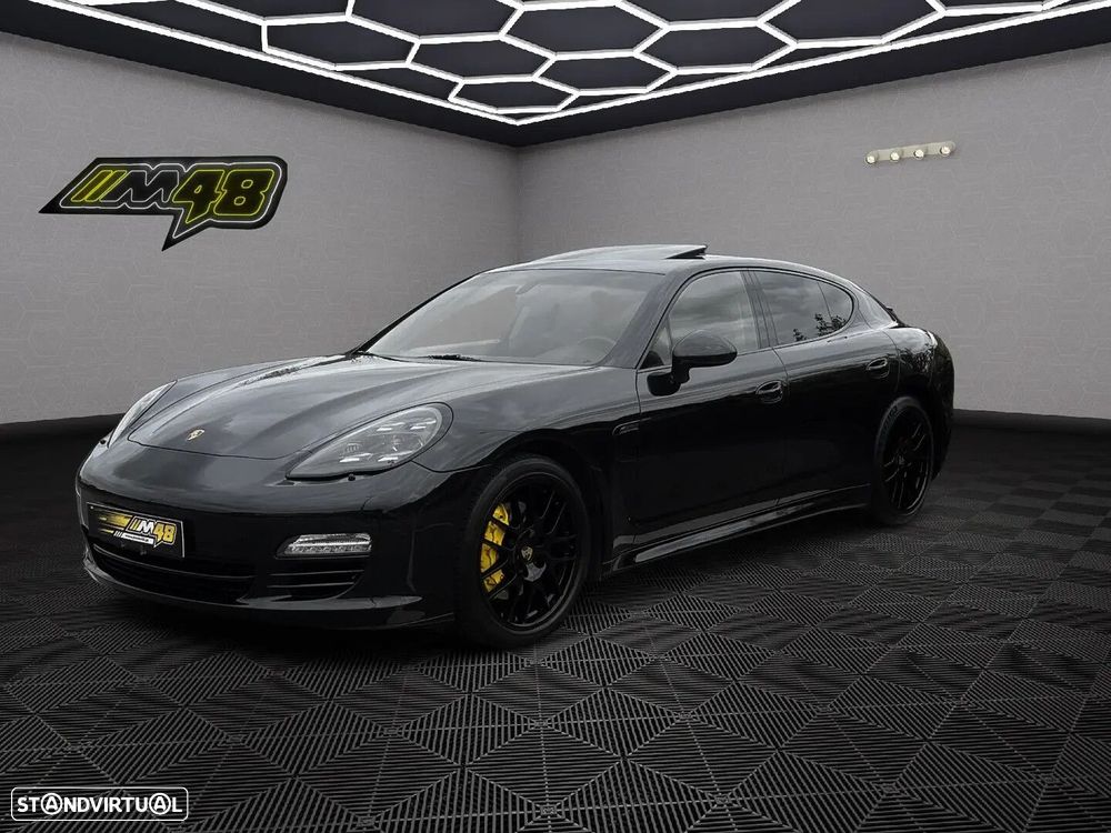 Porsche Panamera 3.0 V6 - 1