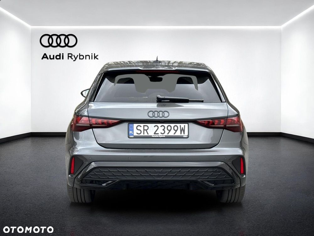 Audi A3 Sportback - 4