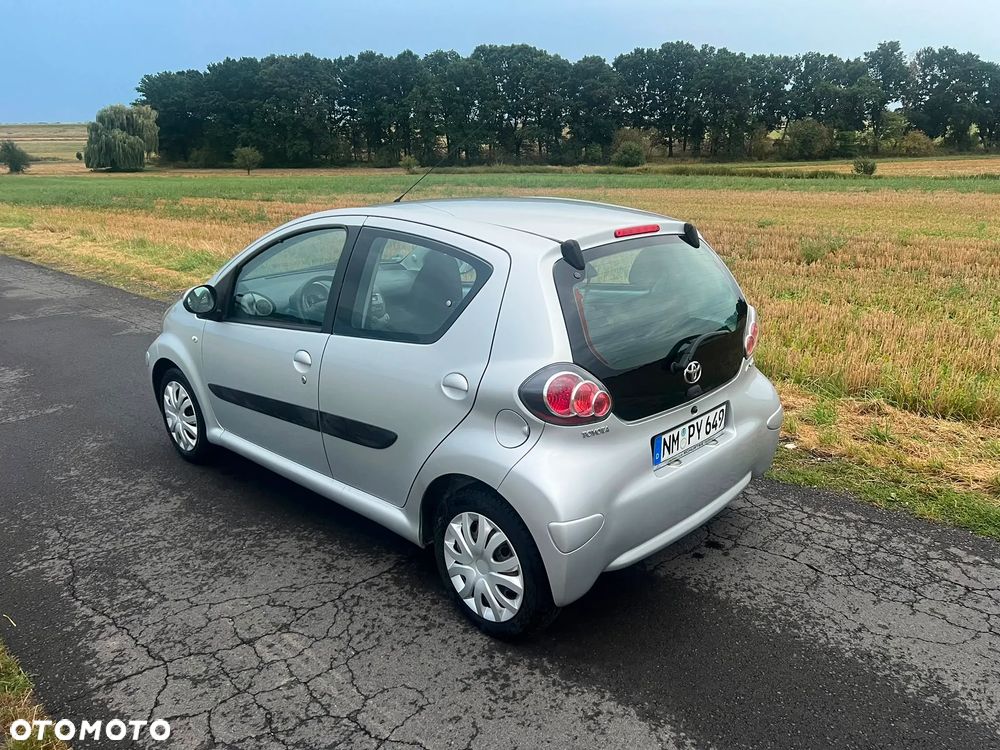 Toyota Aygo 1.0 VVT-i Black - 15