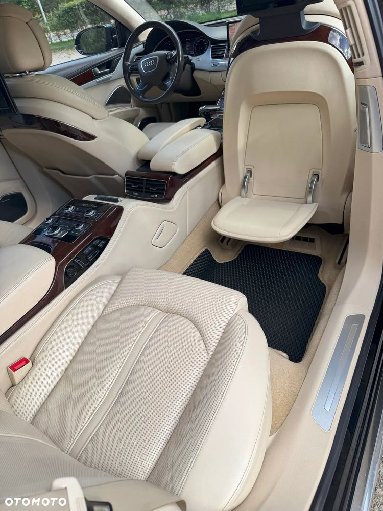 Audi A8 - 11