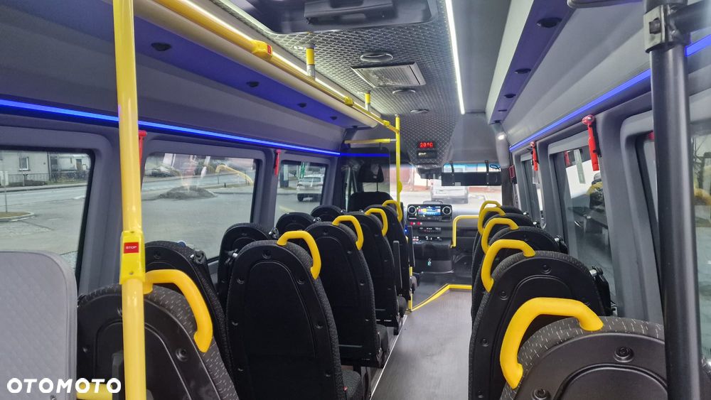 Mercedes-Benz Sprinter 519 - 3