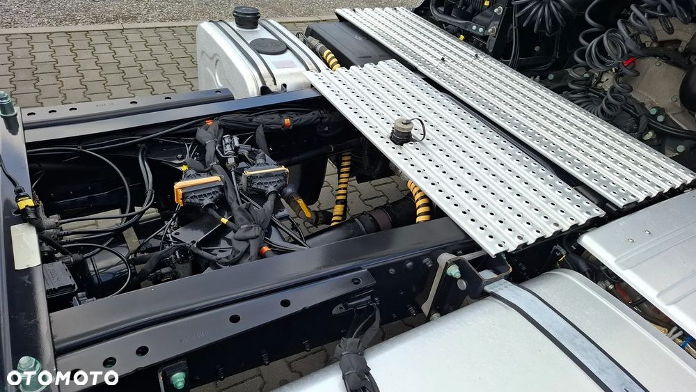 MAN TGX 18.510 / HYDRAULIKA / NAVI / FULL LED / SALON PL - 15