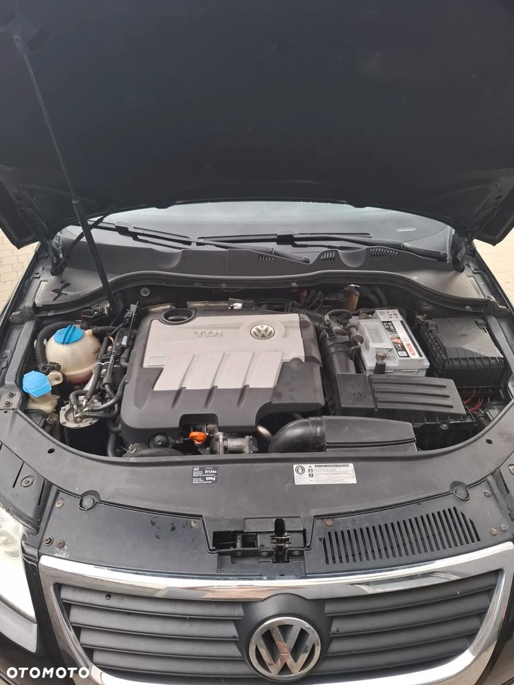 Volkswagen Passat Variant 2.0 TDI Comfortline DSG - 9