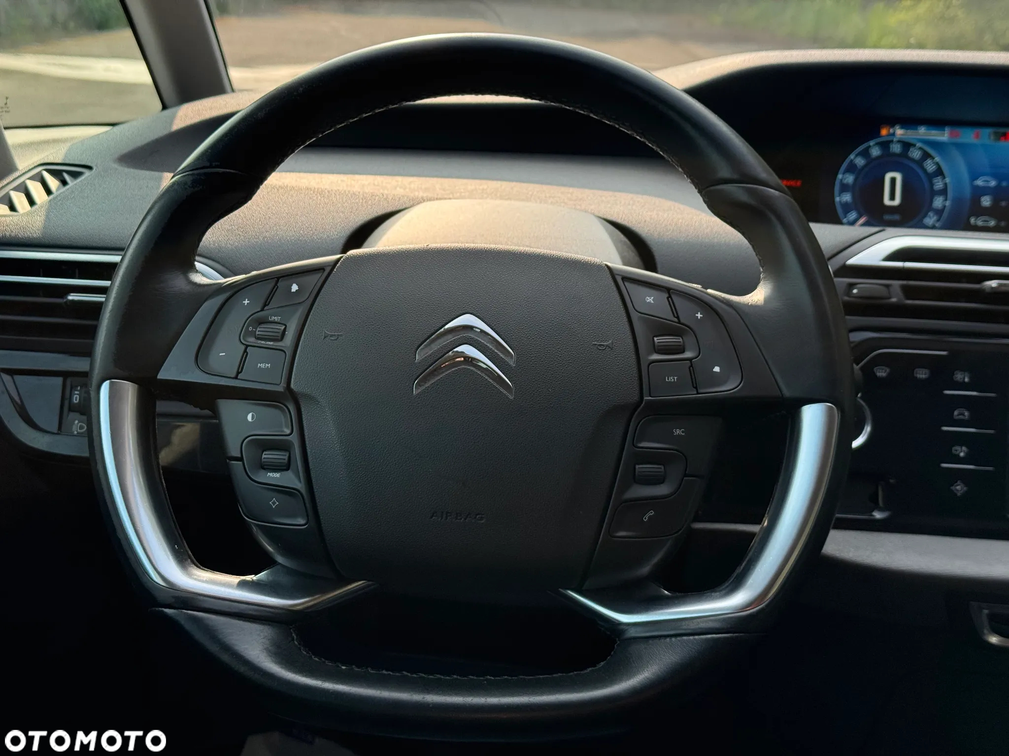 Citroën C4 Picasso 1.6 e-HDi Attraction - 28