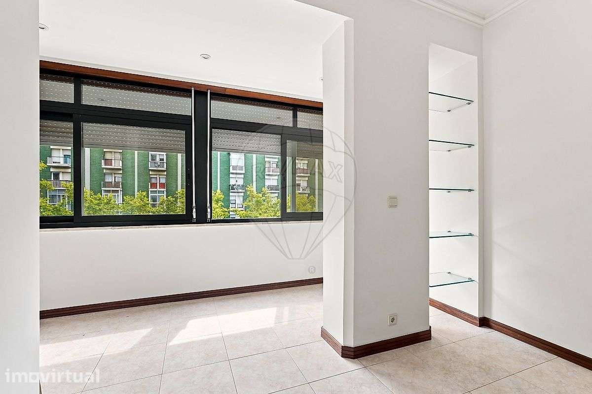 Apartamento T3 para arrendamento - Grande imagem: 2/29
