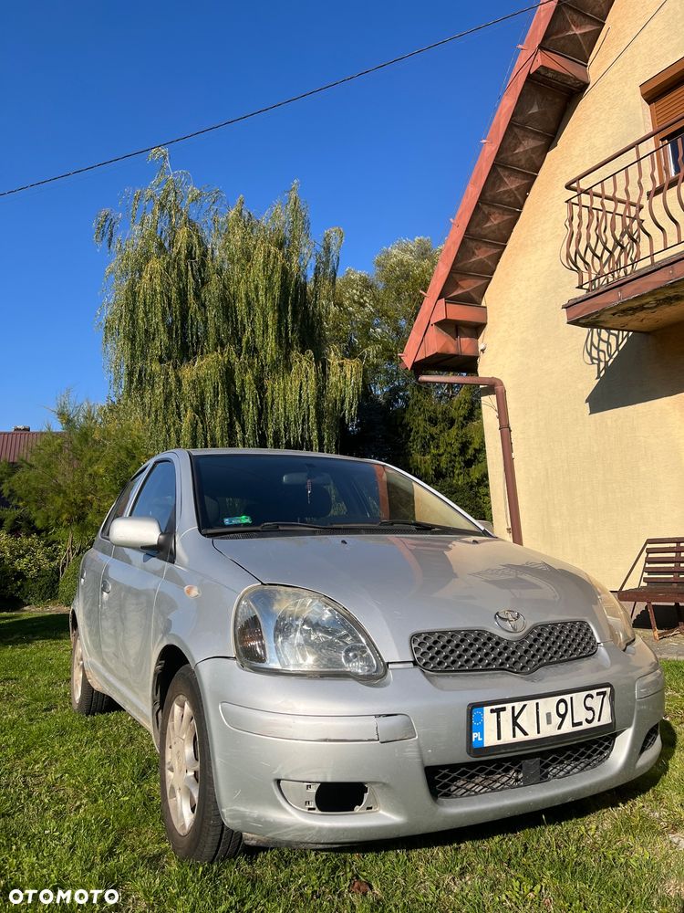 Toyota Yaris 1.4 D-4D - 14