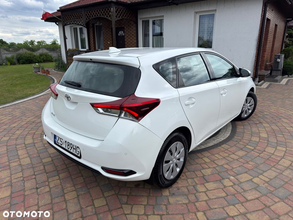 Toyota Auris 1.33 VVT-i Active - 8